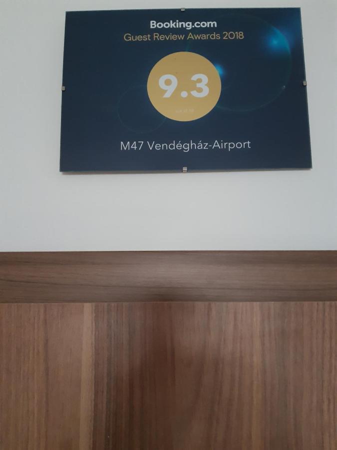 ホテル M47 Vendeghaz-Airport デブレツェン エクステリア 写真